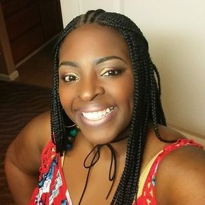 Meet your Posher, Kimberly